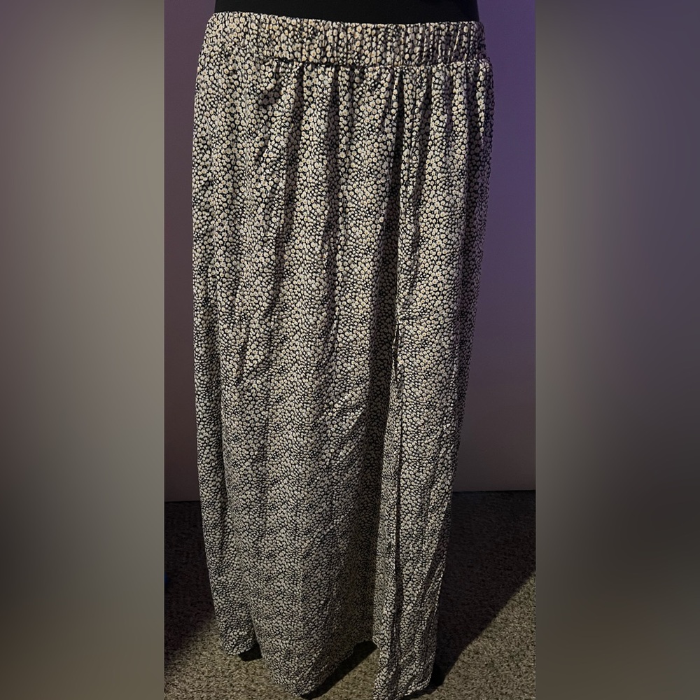 SHEIN Black, White, and Yellow Floral Patterned Maxi Skirt